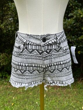 PACSUN Bullhead High Rise Tribal Pattern Jean Shorts Size 1 Vintage Y2K
